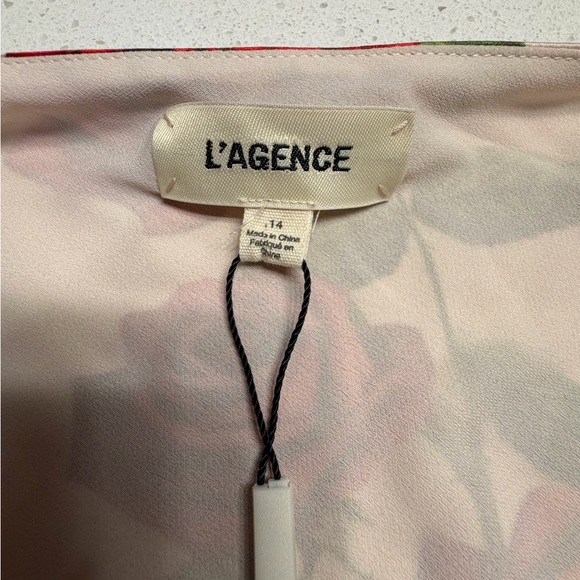 New L'AGENCE Venice Cowl Lace Neck Silk Gown in Sand Silk Romantic Rose. - Picture 7 of 9